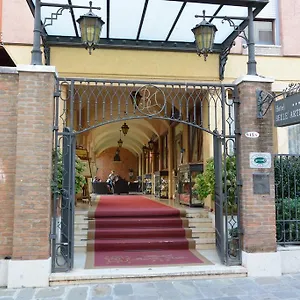 Szálloda Belle Arti, Velence