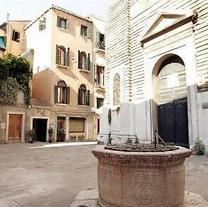 Bed & Breakfast La Locandiera, Venezia